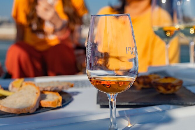 Lisbon: Wine Tasting with Sommelier on a Private Sailboat - Why a private sailboat wine tasting is different on the Tagus