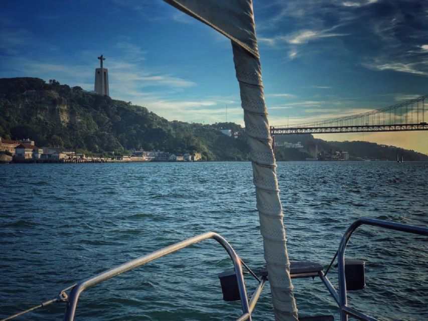 Lisbon: Yacht Sailing Tour With Portuguese Wine and History - Languages and explanations: clear enough to follow, not forced