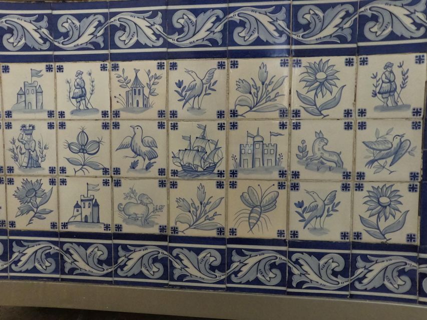 Lisbon:Private guided historical sightseeing Tour by TUK-TUK - The real-world rhythm: photo stops, short walks, and avoiding time surprises