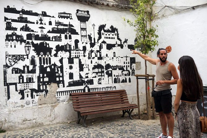 Lisbon's Kickstart Tour with a Local - Miradouro de Santa Luzia: Alfama’s outlook from the right angle