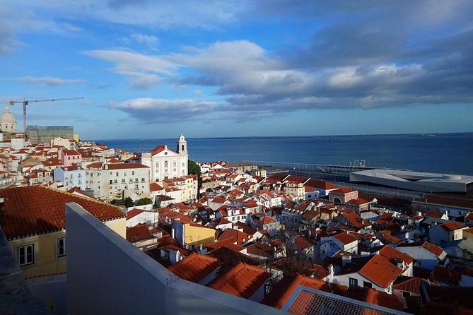 Lisbon's Kickstart Tour with a Local - Ginjinha de Alfama: how to finish the walk without overspending