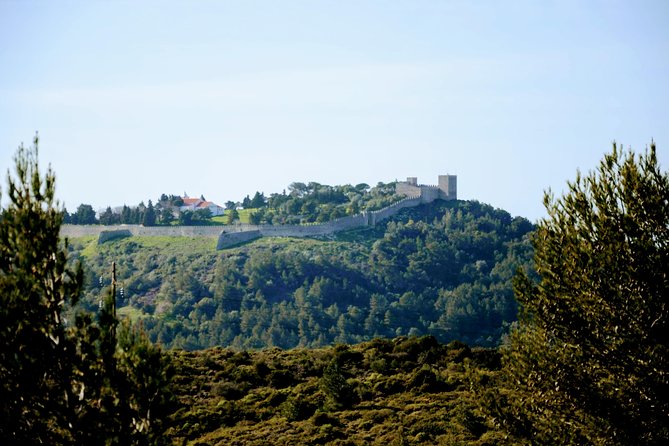 Lisbon´s South Sights & Wine Private Tour - Key highlights worth your attention