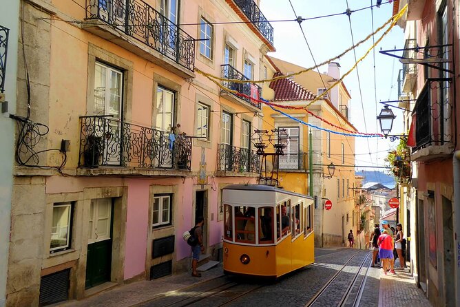 Lisbon’s Wonders – The capital Private Tour - Pickup to Cristo Rei: Starting With the Best Orientation