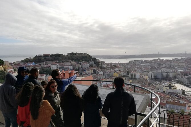 Lisbon’s Wonders – The capital Private Tour - Terreiro do Paço and Baixa Pombalina: Walking the Classic Streets