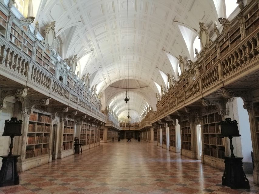 Mafra Convent, Queluz Palace & Ericeira Tour from Lisbon - Queluz National Palace: French gardens and the queen’s cell
