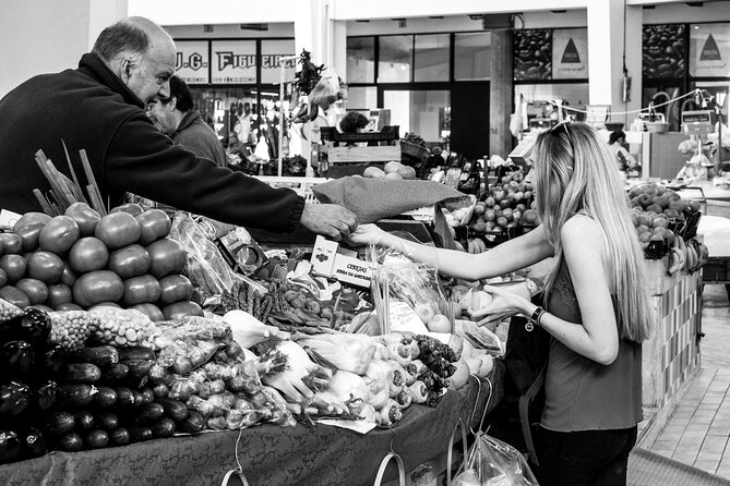 Market Tour, Cooking Class And Lunch At Mercado de Arroios - Who should book this market-and-cooking lunch