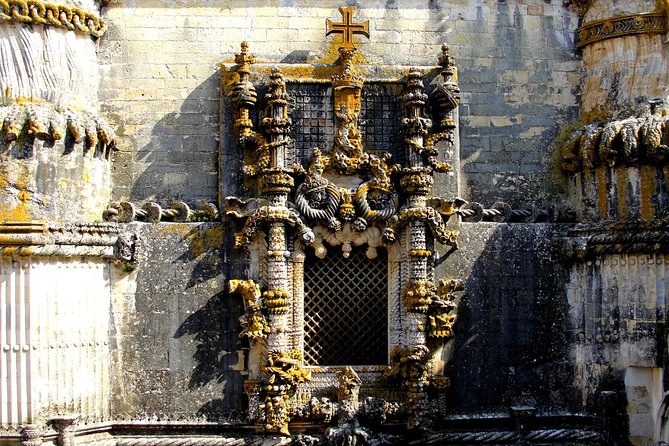 Medieval Knights Templar and Alcobaça Private Day Trip from Lisbon - Lunch in Tomar: a real break, not a rushed stop