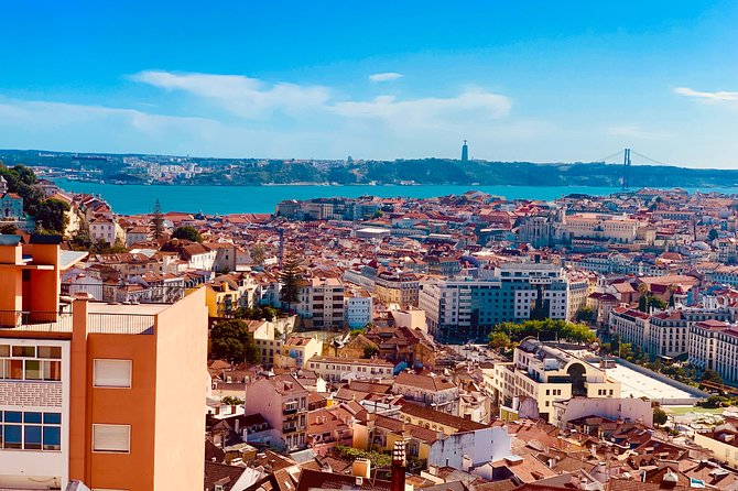 Medieval Tour 1H - Meeting at Praça da Figueira and What Timing Feels Like