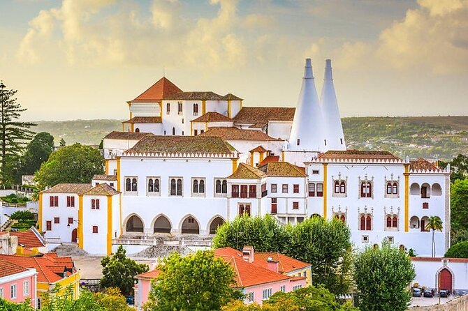 Medieval Vila de Sintra Tour from Lisbon in Mercedes de Luxo - Booking Early: This One Sells
