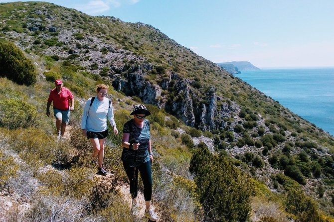 Mindful Coastal Hike in Arrabida – Secret Beach by the Atlantic - Who should book this mindful hike, and who might want a different option