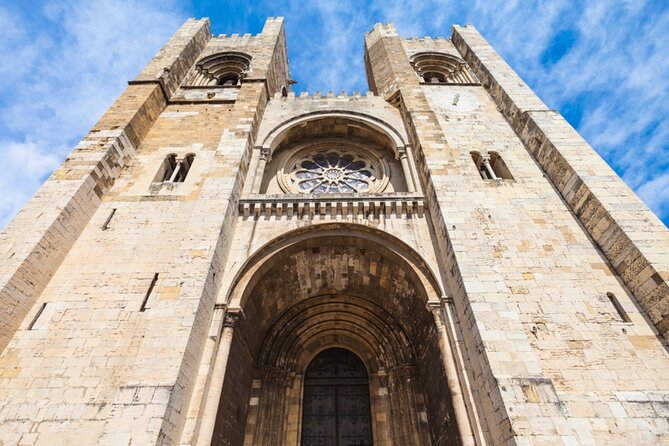 Mysteries of Alfama: Lisbon Exploration Game and Tour - When the App Plays Nice (and When It Doesn’t)
