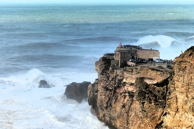 Nazaré (World's Biggest Waves) Half Day Private Tour from Lisbon - Sitio de Nazaré: The Promontory Viewpoint Base