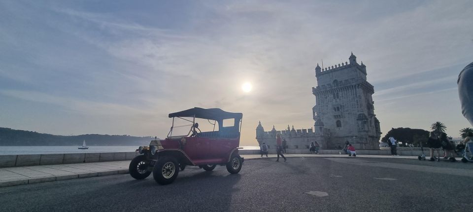 Nostalgic Lisbon Tuk Tuk Tour: Hidden Gems - Guides make the difference: Davide, Felipe, Inez, Elsa