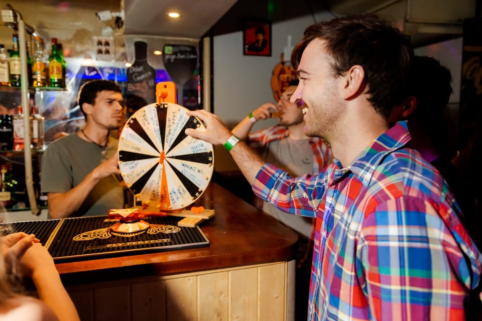 NYE Pub Crawl + VIP Club Entry - The €10 upgrade: gin/vodka with mixers