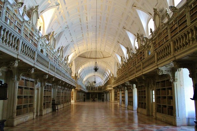 Óbidos historic village and Mafra Palace Private Tour - Stop order and timing: a realistic 6-hour day from Lisbon
