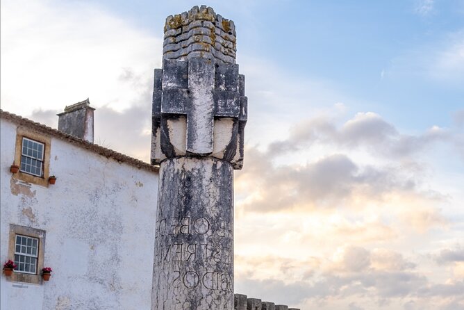 Óbidos Scavenger Hunt and Sights Self-Guided Tour - Photo tasks and puzzle points: making time fly