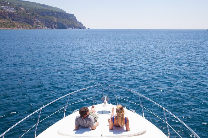 Ocean Bliss: Full Day Yacth Group Tour in Arrábida from Lisbon - Leaving Lisbon for Arrábida: what makes the route worth it