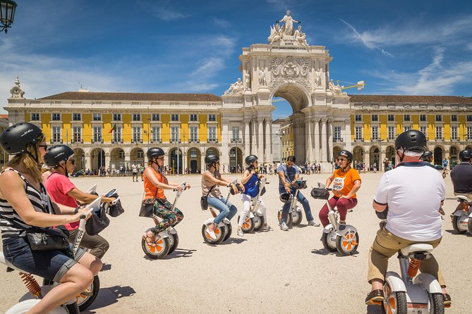 Old Town Sitway Tour - Old Town Sights You’ll Hit: St. George’s Castle, Praca do Comercio, Alfama