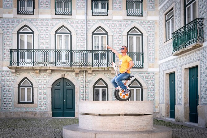 Old Town Sitway Tour - The Stories Behind the Route: Navy, 1755, Tiles, and Alfama’s Age