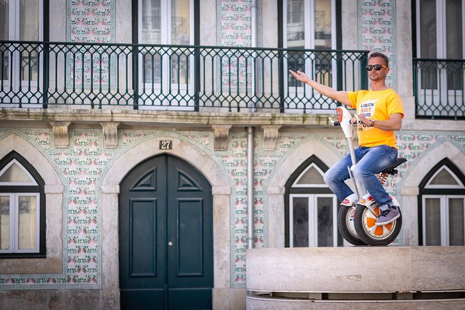 Old Town Sitway Tour - Getting There: Cais do Sodré Start Point and Mobile Ticket