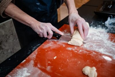 Pastel de Nata Pastry Class - Dough work in a hands-on setting: feel it, shape it, get control