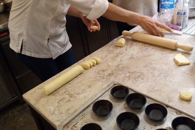 Pastel de Nata Workshop in Lisbon - The Instructor Factor: Filipa and Technique-First Teaching
