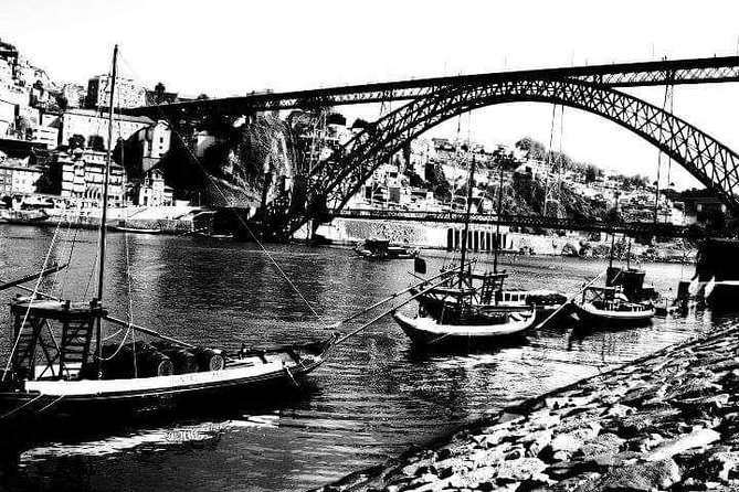 Porto, Aveiro and Costa Nova Private Tour From Lisbon - Serra do Pilar viewpoint: a quick Porto breath