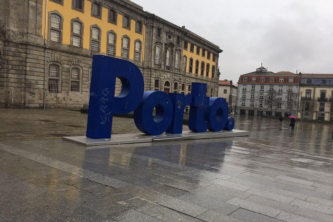 Porto, Aveiro and Costa Nova Private Tour From Lisbon - Porto panoramic tour: seeing the city’s bones first