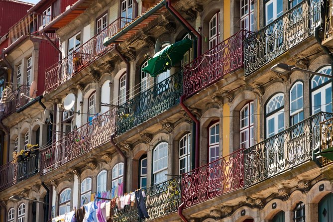 Porto Private Tour from Lisbon with Douro Cruise and Wine Tasting - Cathedral of Porto, São Bento Station, and São Francisco Church: The Historic Center in One Flow