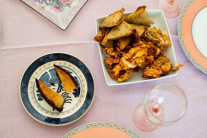Portuguese Home Dining Experience in Lisbon with a Local, Paula - The family-style main course: eating the way locals actually do