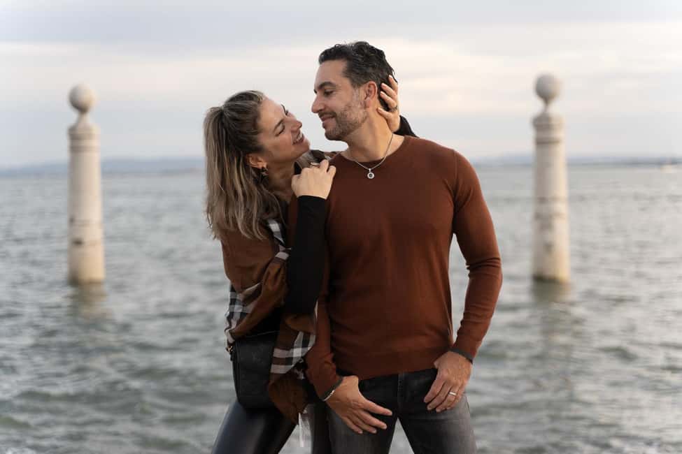 Praça do Comércio: Professional Photoshoot with a Local - Photo Stop 2: Cais das Colunas and the River-Walk Feel