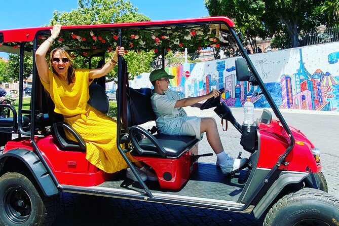 Private 1H30 Tuk Tuk Tour in Lisbon City - Meeting at Time Out Market: a start that saves time