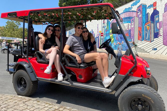 Private 1H30 Tuk Tuk Tour in Lisbon City - Miradouros that actually guide your eyes: Portas do Sol and Senhora do Monte