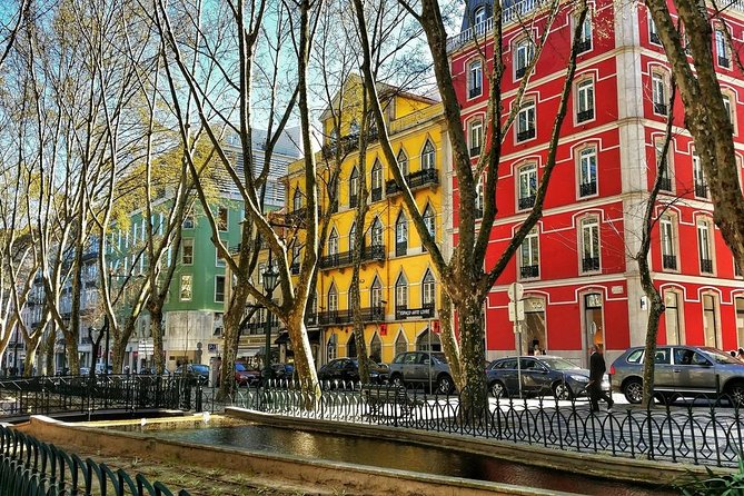 Private 2-Hour Sightseeing Tour in Lisbon - Two Hours, Six Lisbon Moments: The Route