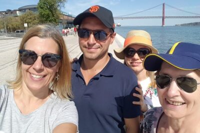 Private 2-Hour Sightseeing Tour in Lisbon - Your Driver, Not an Official Guide (And Why That Can Be Good)