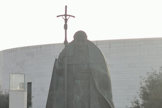 Private 5H Tour of Fatima from Lisbon - The Sanctuary of Our Lady of Fátima: Where Pilgrims Come to Pray