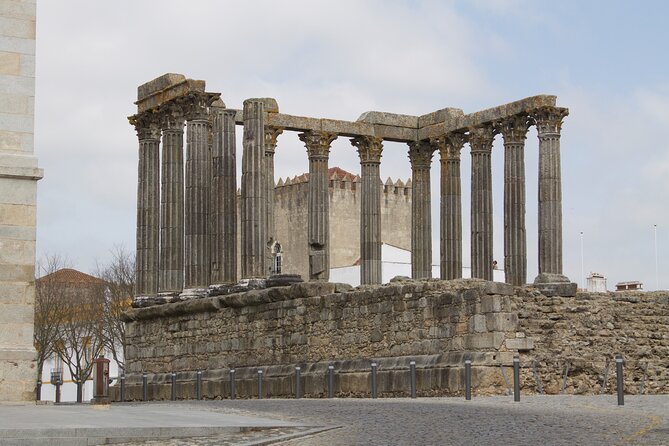 Private Évora Tour - Megaliths, Historical Center and Cork Region - Capela dos Ossos: The Chapel of Bones Makes a Point