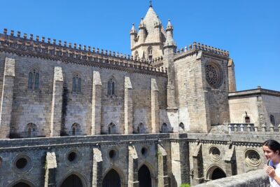 Private Évora Tour - Megaliths, Historical Center and Cork Region - Templo Romano de Évora (Templo de Diana): Fast, Photogenic, Worth It