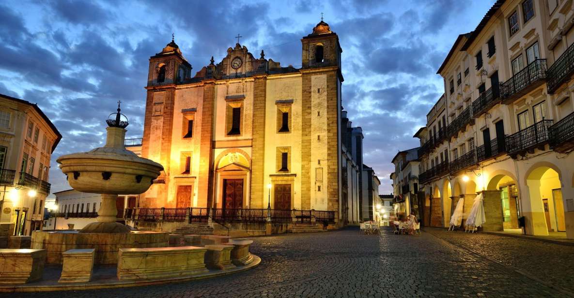 Private Évora World Heritage Tour from Lisbon - Évora’s historical center on foot: 1–2 km that’s doable if you pace it