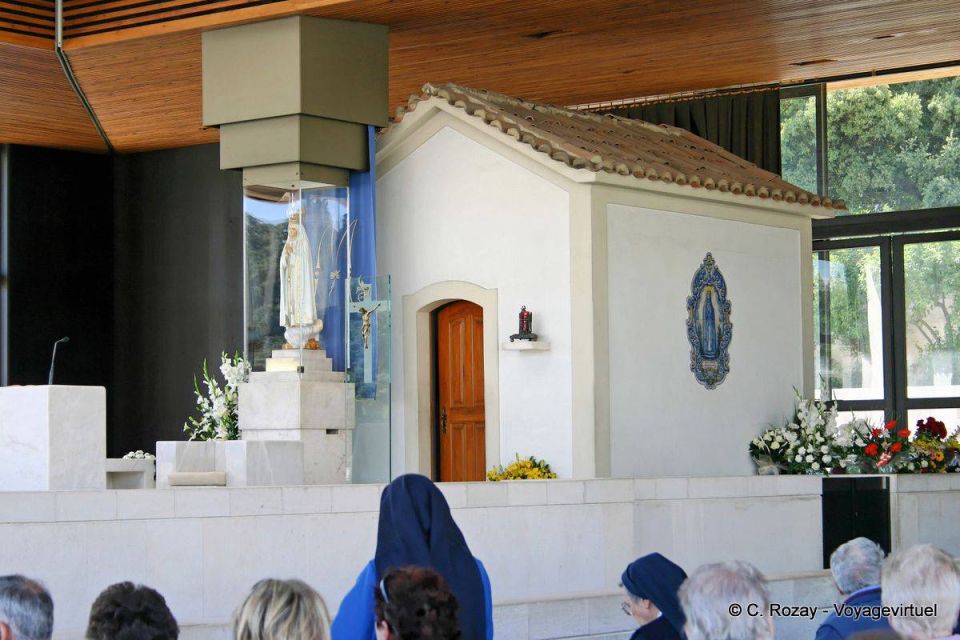 Private Fatima Full Day Tour from Lisbon - Óbidos Medieval Village: A Romantic Finish Before Lisbon