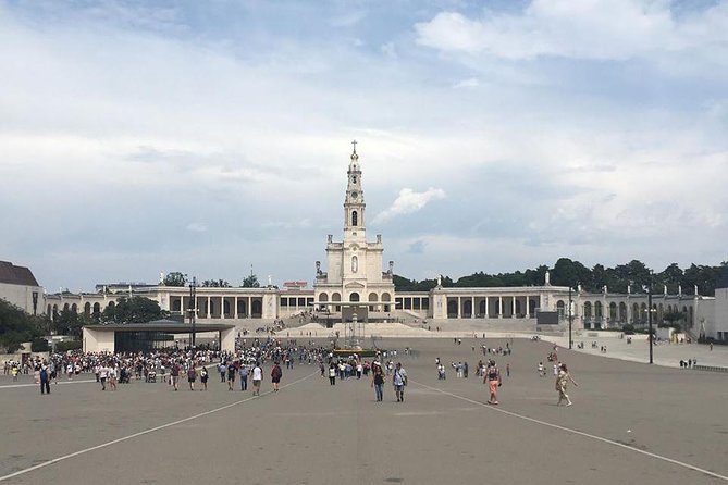 Private Fátima Half Day Tour - Basilica Stops You Shouldn’t Rush: Rosary and Holy Trinity Areas