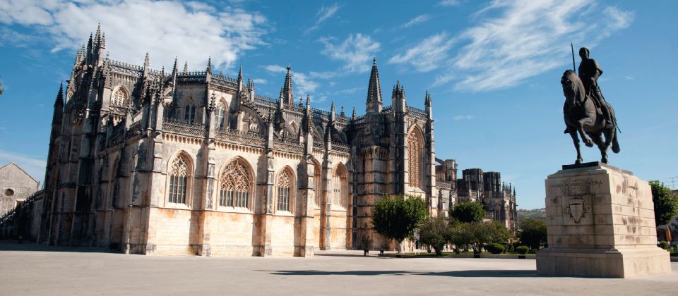 Private Fatima Half Day Tour from Lisbon - Timing and Transportation: What Fits Into 5 Hours