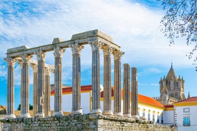 Private Full-Day Historical Tour of Medieval Évora - The Cathedral of Évora: granite, dates, and why it took so long