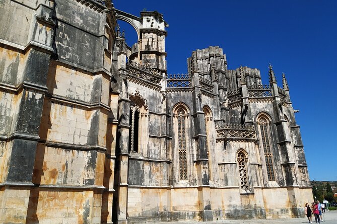 Private Full-Day Tour of Fátima Nazaré Óbidos and Batalha - Key highlights at a glance