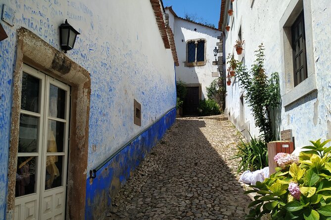 Private Full-Day Tour of Fátima Nazaré Óbidos and Batalha - Batalha Monastery: Gothic grandeur and the tombs worth finding