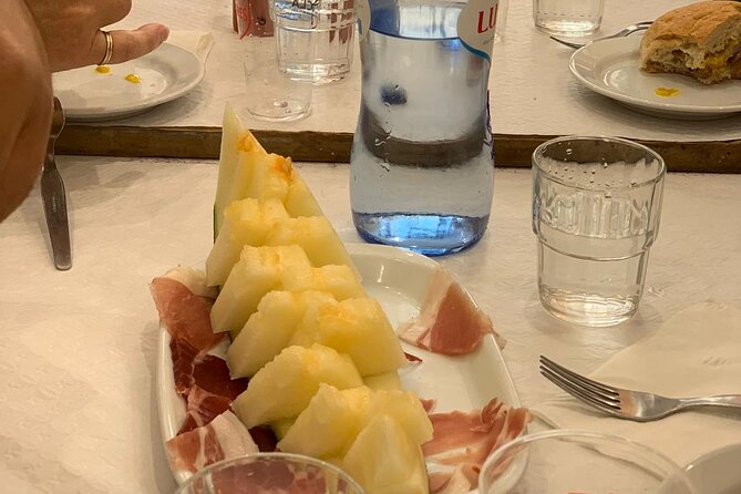 Private group Lisbon Roots, Food & Cultural Walk - What you’ll eat and drink: why it feels like a real education