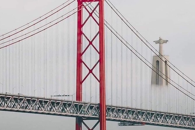 Private Guided 8 hours Tour in Lisbon - Key highlights at a glance