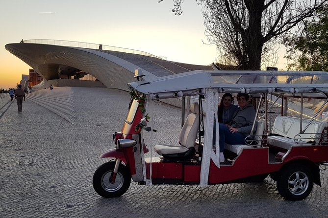 Private guided tour to 7 Colinas and Belém in an electric Tuk Tuk with 4.5 hours. - Eduardo VII Park, São Bento, and Tagus-side monuments