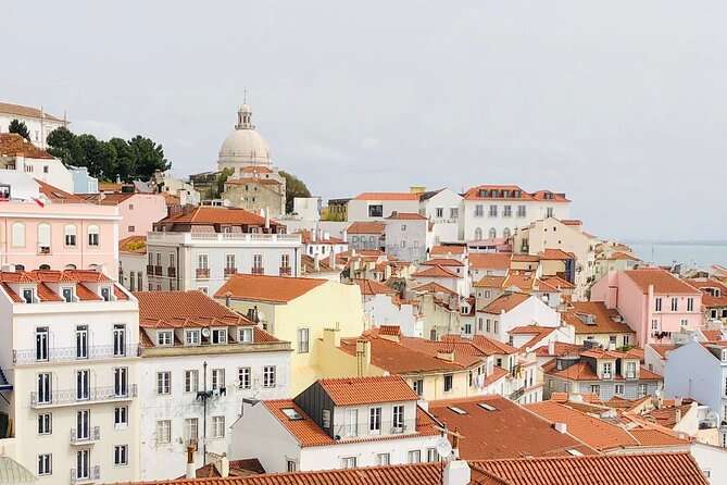 Private Half Day Sightseeing Tour in Lisbon by Tuktuk - Commerce Square Pass-By: The Palace Memory in Front of You