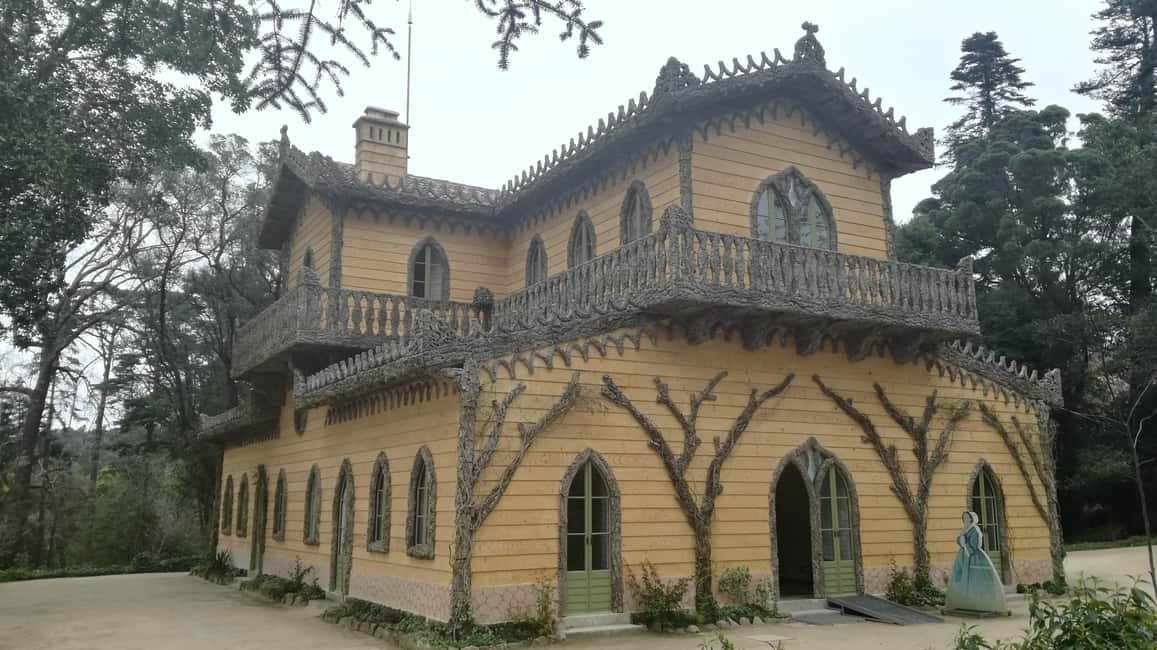 Private Half Day tour Sintra Pena Palace & Initiantion Well - The best use of half a day: Sintra without the overwhelm